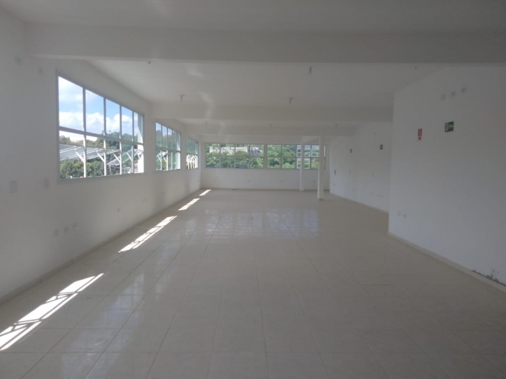 #151 - Salão Comercial para Locação em Santana de Parnaíba - SP