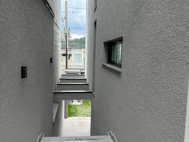 Casa para Venda em Santana de Parnaíba - 5